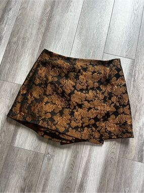 Flying Tomato Skort, NWOT